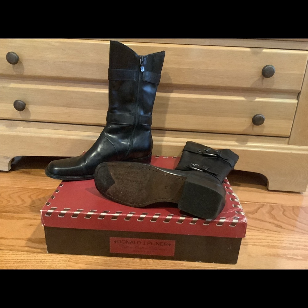 Donald J. Pliner, Belica Boots - Picture 2 of 3